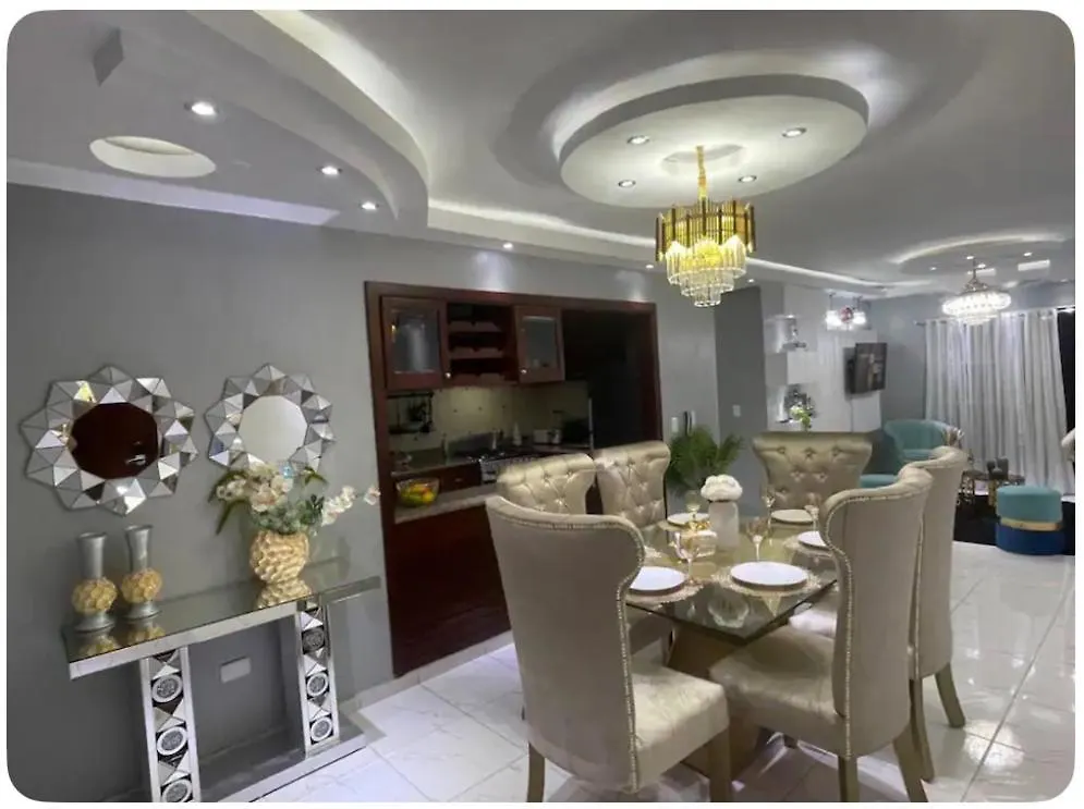 Cozy Oasis Apartment La Grua
